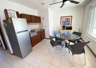 Beachfront Suite in Cancun - 3