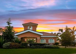 IXA Camella Gated Townhouse Fast Wifi Pool & 10 mins airport - 5