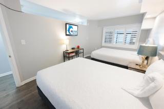 Oceanfront retreat w balcony views - 2