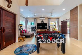 V256 Huge Modern 10BR ZipLine 3 Pools Fully Loaded - 8