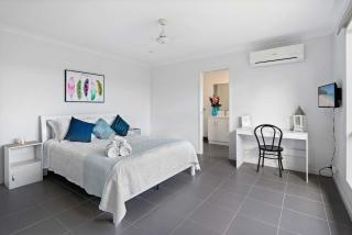 Whitsundays Paradise by the Port - 2