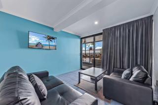 Airlie Sun & Sand Accommodation #3 - 6