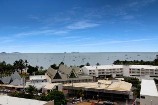 Ocean View 16A Studio Pool & Spa Wi-Fi - 9