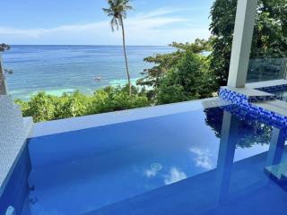 Exclusive Family Villa - 0