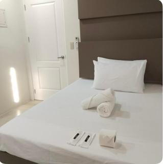 Stay Inn Apartelle - 1