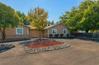 2 bed 1 bath special woodlake duplex A - 0