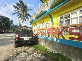 Glenmark's Homestay New Oceanview Rooms - 2