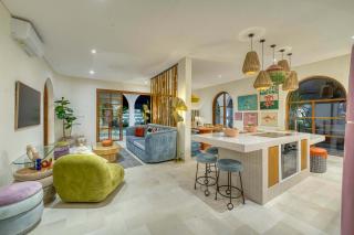 Little Castle 4BR Mediterranean Retreat in Canggu - 2