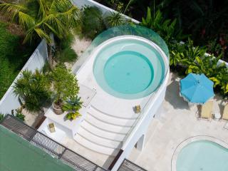 Little Castle 4BR Mediterranean Retreat in Canggu - 1