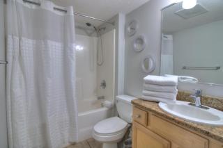 Crescent Shores North - 502 - 8