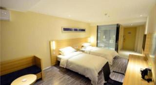 City Comfort Inn Hankou Railway Station Tangjiadun Wanda Plaza - 2