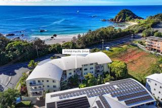 Pacifico Flynns beach 319 - 1