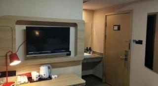 Thank Inn Plus Hotel Xinjiang Urumqi Tianshan District Bingtuan Erzhong - 4