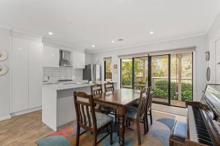 The Pattern House Ballarat - Lakeside Creative Haven - 8