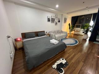 The East Gate - Ấp Chợ - 0