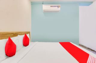 Hotel O R Squre Inn - 8