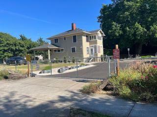 5BR Gated Parking Historic Home - 8