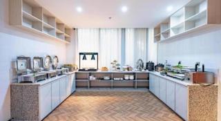 Borrman Hotel Wuzhou College Fumin Road - 4