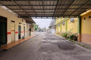 Homestay Hj. Suharti Natar Lampung RedPartner - 6