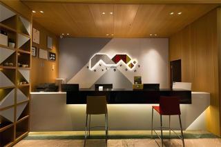 Borrman Hotel Guangzhou Quzhuang Metro Station - 9