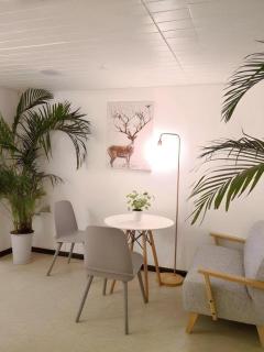 Wings Hotel - Canton - 7