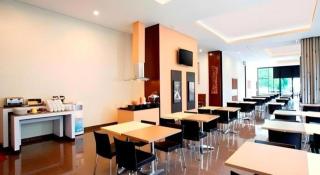 Amaris Hotel Pasar Baru - 7