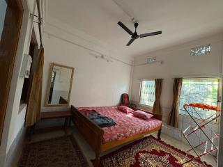 The Indoor Retreat - 2