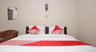 OYO 2410 Intan Hotel - 2