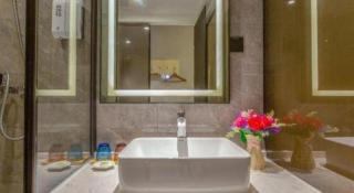 Gya Hotel Shanghai Long Distance Passenger Terminal Station - 4