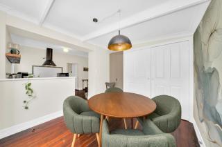 Bassett Cottage in Gawler South with 3 bedrooms and close to city train, shops and tavern - 2