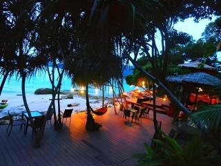 DECHO BEACH RESORT - 2