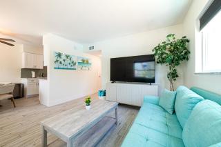 Sun, Sand, Coastal Haven 2 - 8