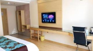 GreenTree Inn Urumqi Airport Tianyi International City - 8