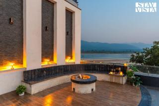 StayVista at Nirvanika Wellness with River View & Bonfire - 0