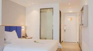 7 Days Premium Qingdao Railway Station Zhanqiao Badaxia Plaza - 9