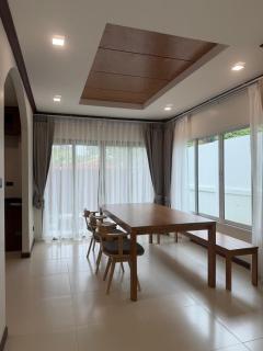 Cozy Siray Phuket 3-Floor Seaview Family Home - 7