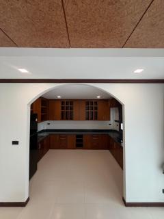 Cozy Siray Phuket 3-Floor Seaview Family Home - 3