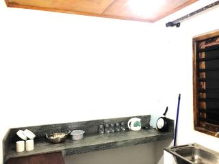 Bamboo Grove Cottages - 9