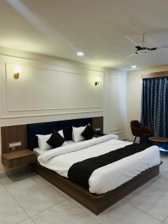 Florian Club Resort and Spa Jaipur - 6