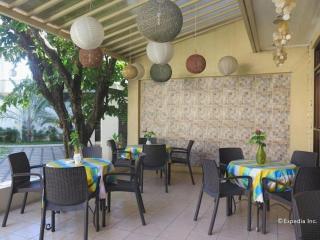 Vacation Hotel Cebu - 1