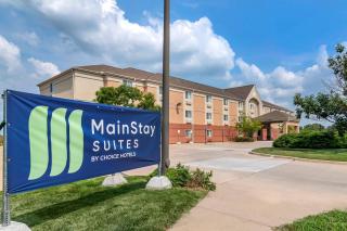 MainStay Suites Emporia - 9