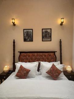 Surya Niwas Boutique Hotel & Garden - 0