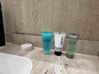 غرفة فندقيه بسرير ماستر هادي 203 - 9