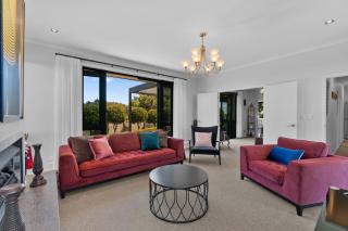 Main House & Guest House - Group Perfect - 2