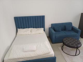 Fully Furnished Modern Studio in a Prime Location beside Abu Dhabi Central Bus Station and Al Wahda Mall العربية استوديو حديث ومفروش بالكامل في موقع مميز بجوار محطة الحافلات المركزية ومول الوحدة في أبوظبي - 5