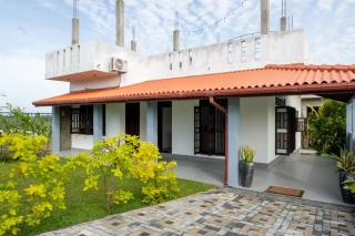 Villa Sky View Hikka - 0