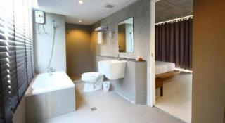 B2 Sea View Pattaya Boutique & Budget Hotel - 1