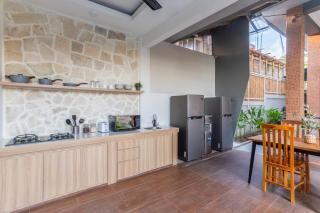 Few Mins Walk To Cafes & Beach Bb Guesthouse 6 - 3