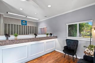 Suburban Studios Stuart near Federal Hwy 1 - 5