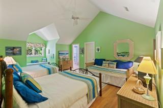 TB127: 127 Turnberry Drive - 3